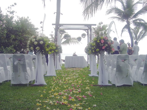 The Best of Balinese Wedding Decoration Posted by maskun at 1132 AM